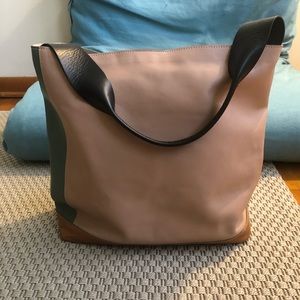 🚫Sold🚫 Vittoria Napoli genuine leather tote bag